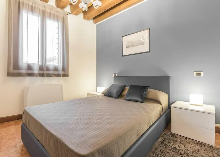 Ca' Del Monastero 6 Collection Chic For 4 Guests With Lift Benátky